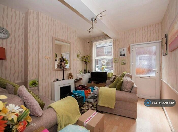 2 Bedroom Terraced House To Rent In Durnford Street, Nottingham, NG7