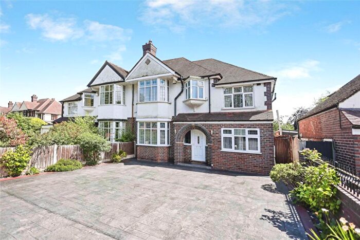 5 Bedroom Semi Detached House For Sale In Hollyfield Road, Sutton Coldfield, West Midlands, B75