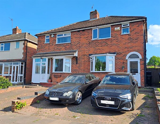 2 Bedroom Semi-Detached House For Sale In Berryfield Road, Sheldon, Birmingham, B26
