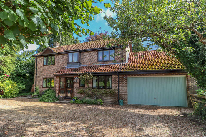 4 Bedroom Detached House For Sale In Hurstbourne Tarrant, Andover, Hampshire, SP11
