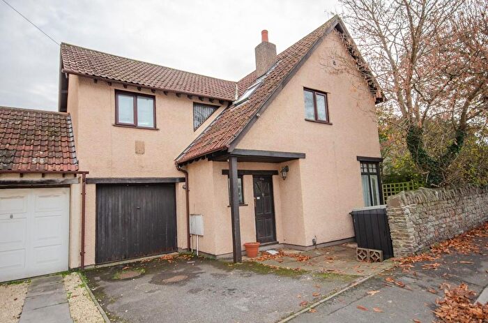 4 Bedroom Detached House For Sale In Buckingham Place, Downend, Bristol, BS16