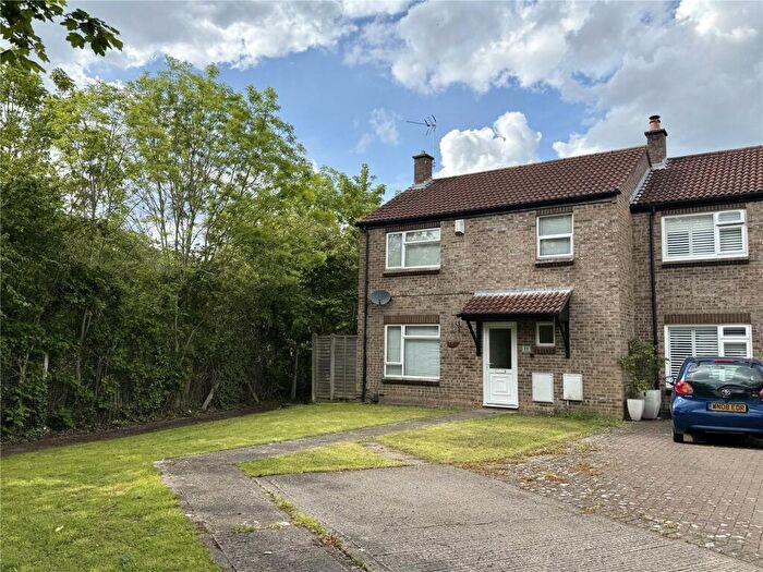 3 Bedroom End Of Terrace House For Sale In Capel Close, Warmley, Bristol, BS15