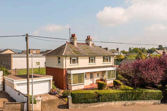 3 Bedroom Detached Villa For Sale In Coupar Angus Road, Birkhill, DD2