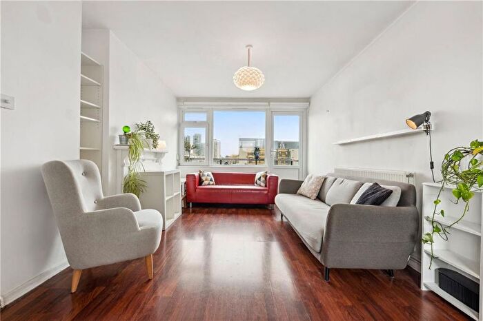 2 Bedroom Flat To Rent In Arden Estate, Hoxton, N1