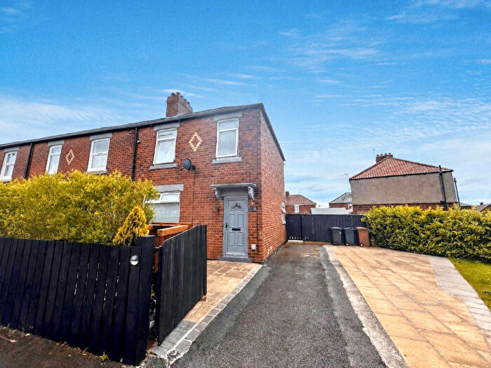 3 Bedroom Semi-Detached House To Rent In Glebe Terrace, Forest Hall, Newcastle Upon Tyne, Tyne And Wear, NE12