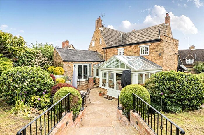 5 Bedroom Detached House For Sale In High Street, Ecton, Northamptonshire, NN6