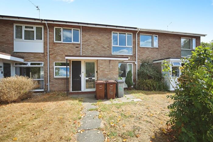 2 Bedroom House For Sale In Billsmore Green, Solihull, B92