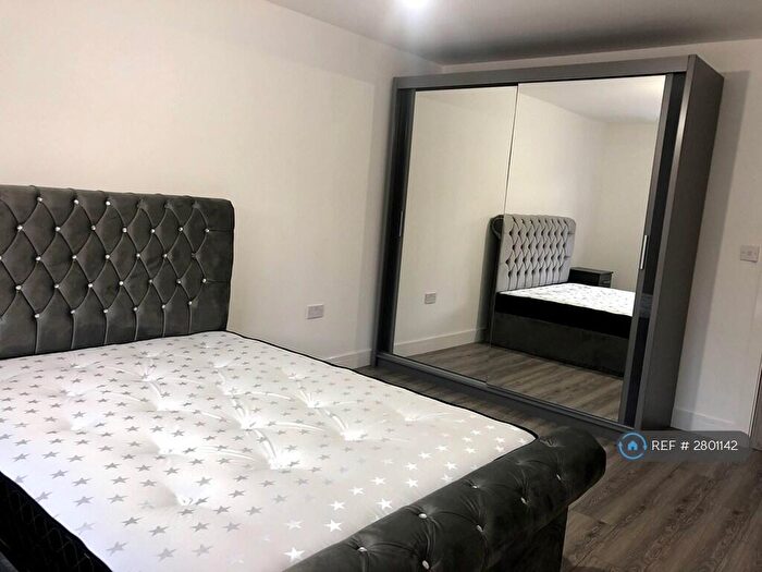 1 Bedroom Flat To Rent In Saffron Lane, Leicester, LE2