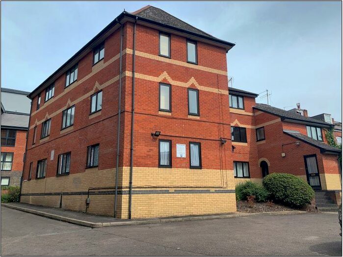 1 Bedroom Apartment To Rent In Newark Street, Reading, RG1