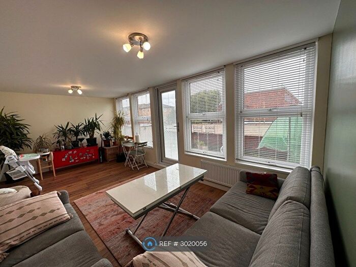 2 Bedroom Flat To Rent In Tanners End Lane, London, N18