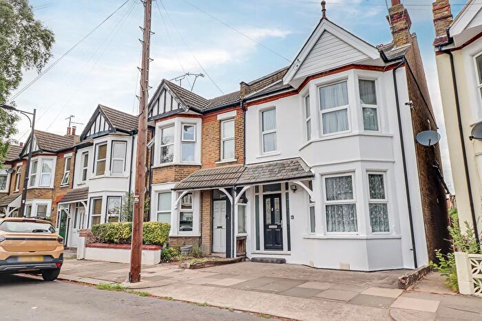 3 Bedroom Semi-Detached House For Sale In St. Marys Road, Southend-on-Sea, SS2