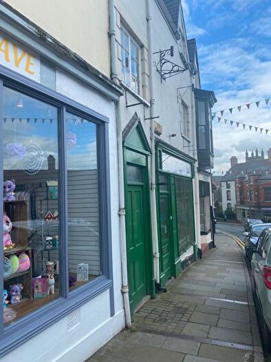 1 Bedroom Flat To Rent In Bridge Street, Denbigh, LL16