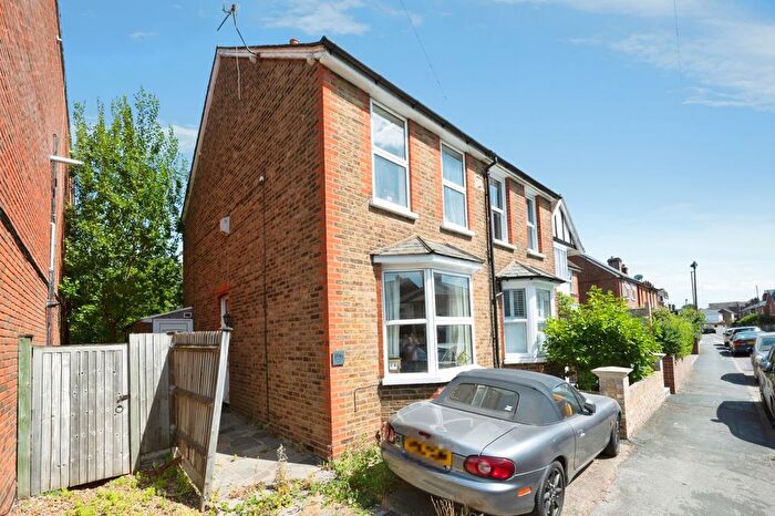 3 Bedroom Semi-Detached House For Sale In Anyards Road, Cobham, Surrey, KT11