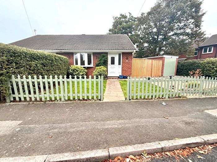 2 Bedroom Bungalow To Rent In Norwich Drive, Wirral, CH49