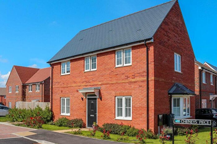 3 Bedroom Link Detached House To Rent In Cheneys Piece, Benson, OX10