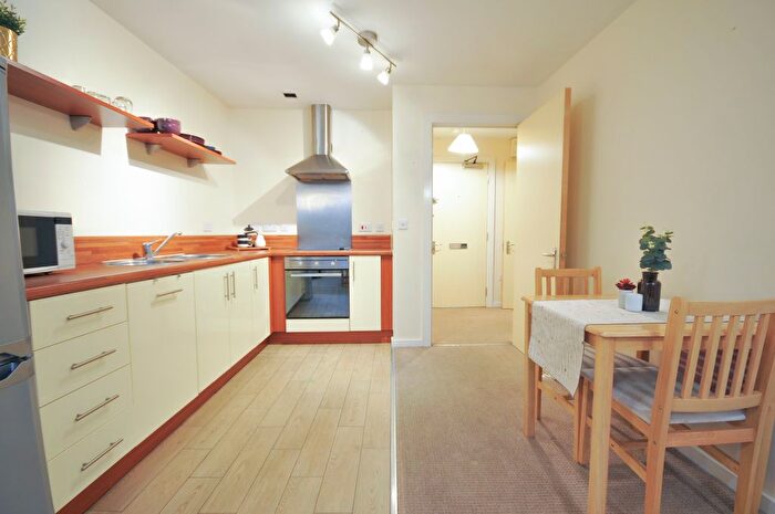 1 Bedroom Flat For Sale In Chapel Street, Salford, M3