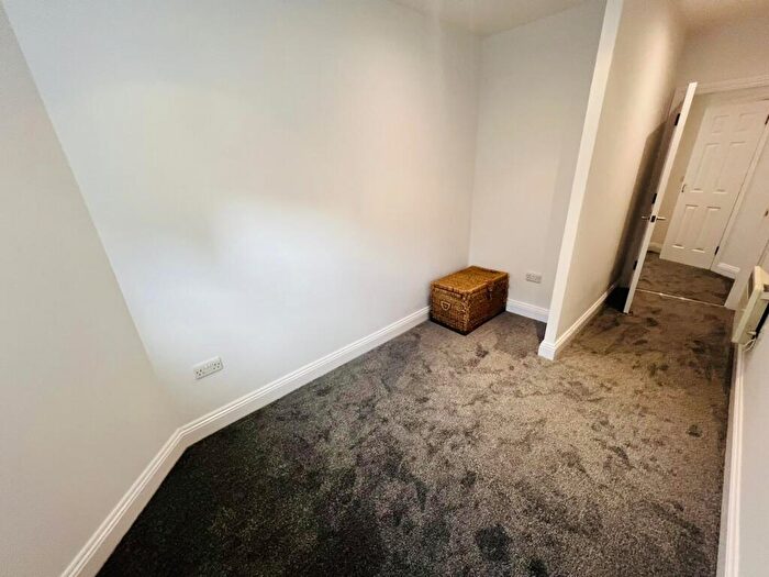 2 Bedroom Flat To Rent In Butler House, - Market Street, Maidenhead, SL6