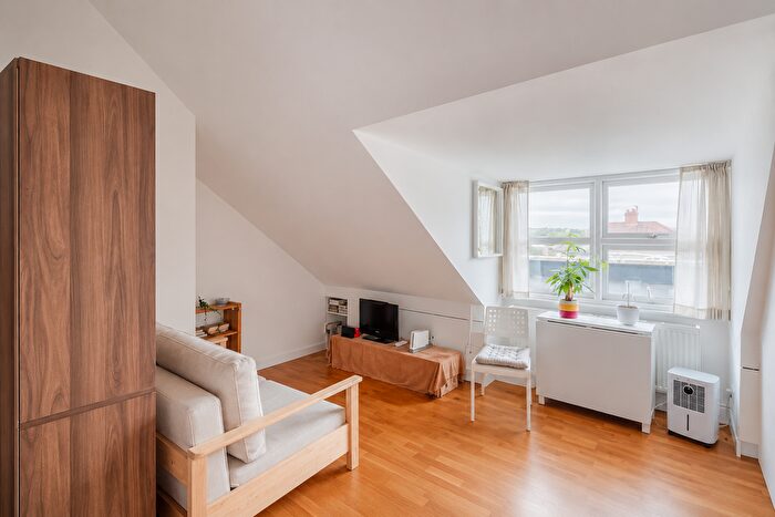 1 Bedroom Flat For Sale In Plough House, Bedminster Down Road, Bristol, BS13