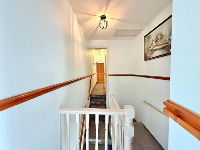 5 Bedroom Terraced House For Sale In Drayton Road, Kings Heath, B14