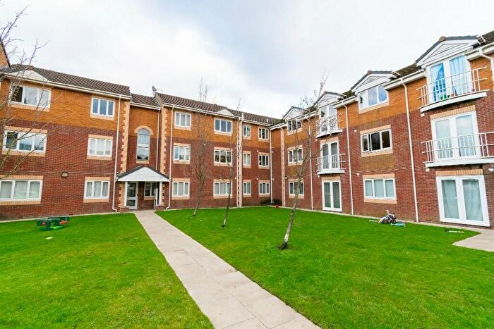 2 Bedroom Flat For Sale In The Quays, Burscough, L40