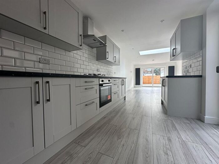 4 Bedroom House To Rent In Delamere Road, Southsea, PO4