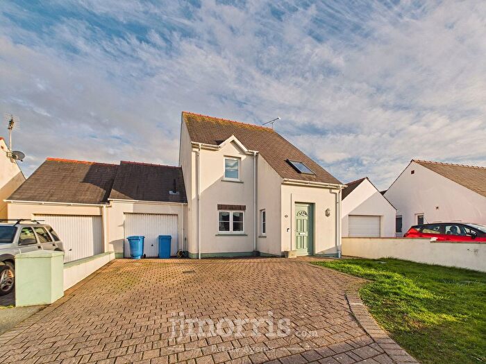 3 Bedroom Detached House For Sale In Parc Loktudi, Fishguard, SA65