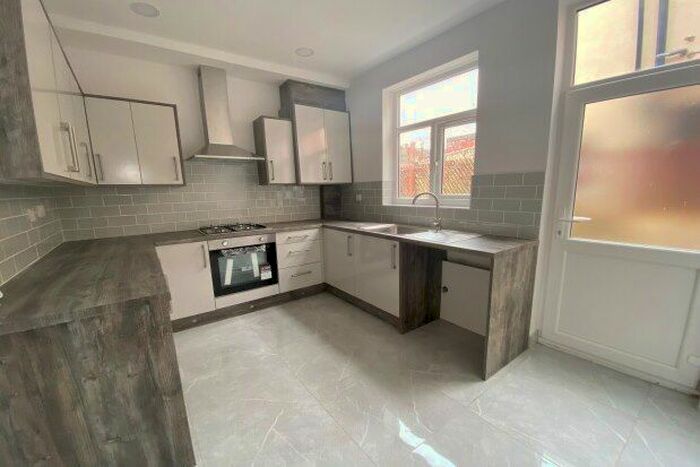 4 Bedroom Property To Rent In Gladys Road, Birmingham, B25