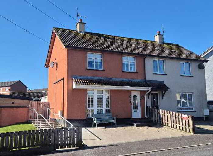 4 Bedroom Semi-Detached House For Sale In Circular Road, Derry, BT48