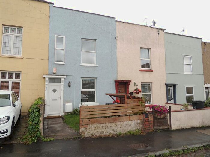 2 Bedroom Terraced House To Rent In Whiteway Road, Bristol, BS5