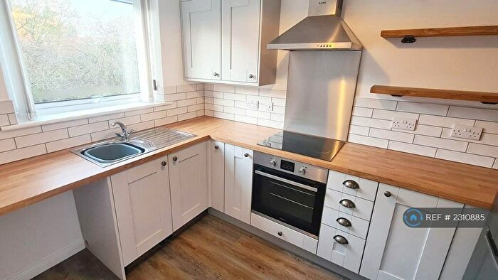 2 Bedroom Flat To Rent In Anderby Close, Lincoln, LN6