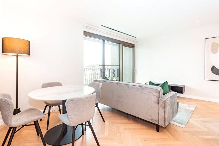 1 Bedroom Flat For Sale In Valentine House, Sands End Lane, Kings Road Park, Fulham, SW6