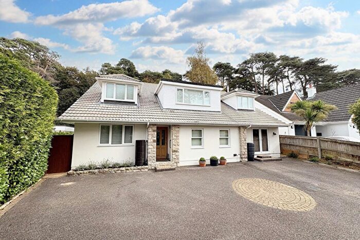 5 Bedroom Detached House For Sale In Broadstone, BH18