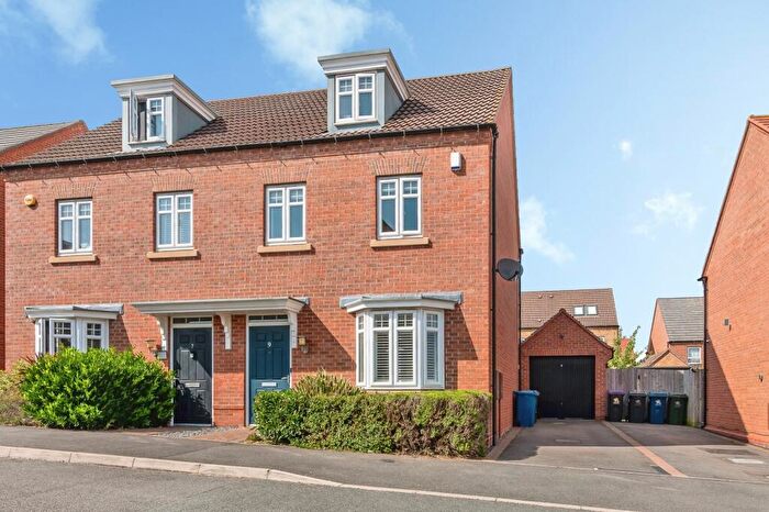 3 Bedroom Semi-Detached House For Sale In Ironwood Close, Edwalton, Nottingham, Nottinghamshire, NG12