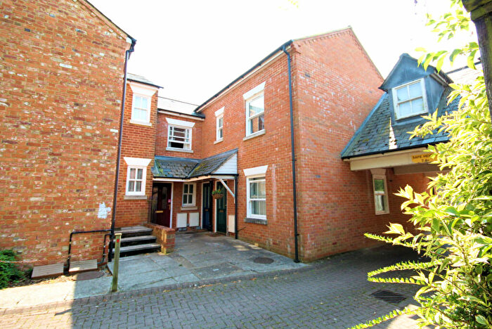 1 Bedroom Maisonette To Rent In Lionel Court, Wargrave Road, Twyford, Berkshire, RG10