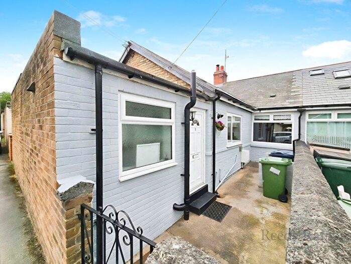 1 Bedroom Bungalow For Sale In Peartree Bungalows, Blackhall Mill, Newcastle Upon Tyne, Tyne And Wear, NE17