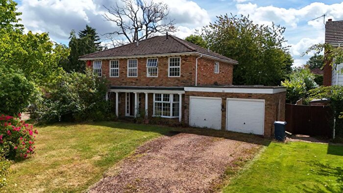 5 Bedroom Detached House For Sale In Southcote Way, Penn, High Wycombe, HP10