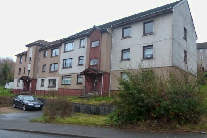 2 Bedroom Flat To Rent In Kilcreggan View, Greenock, Inverclyde, PA15