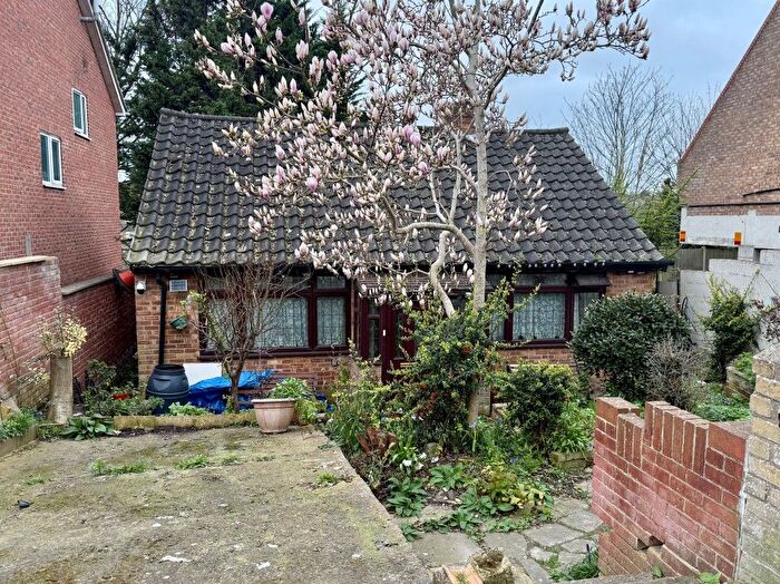2 Bedroom Detached Bungalow For Sale In Upper Luton Road, Chatham, Kent, ME5