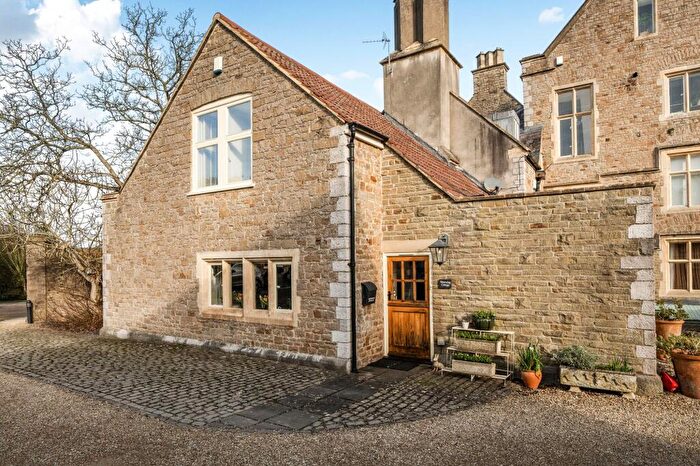 2 Bedroom Semi Detached House For Sale In Mumbleys Lane, Thornbury, BS35