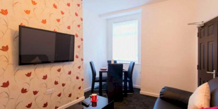 1 Bedroom Terraced House To Rent In Mildred Street, Manchester, M7