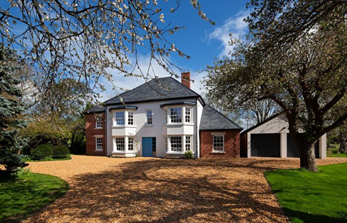 7 Bedroom Detached House For Sale In Church Road, Northmoor, Witney, Oxfordshire, OX29
