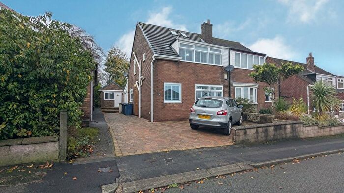 4 Bedroom Semi-Detached House For Sale In Brookfield Road, Upholland, WN8