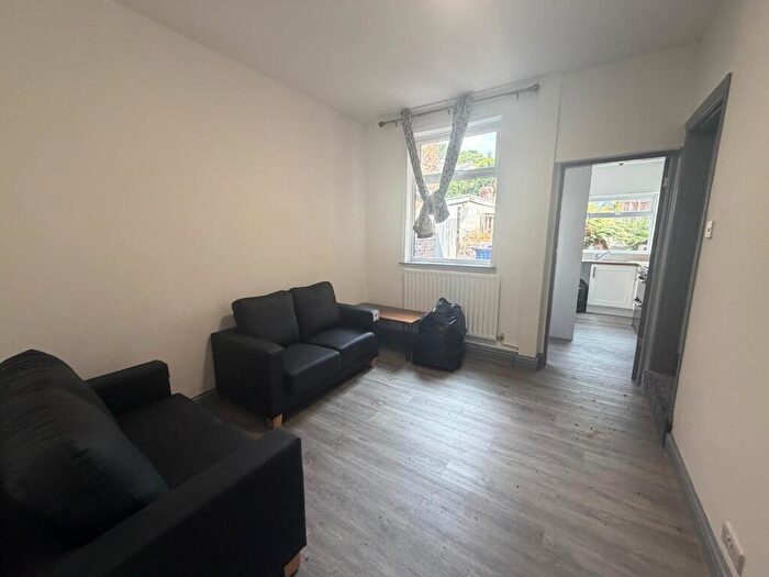 3 Bedroom Terraced House To Rent In Freehold Street, Newcastle-Under-Lyme, ST5