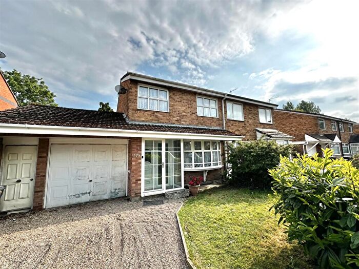 3 Bedroom House To Rent In Whitebeam Road, Chelmsley Wood, B37