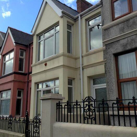 3 Bedroom Terraced House To Rent In Great North Road, Milford Haven, SA73