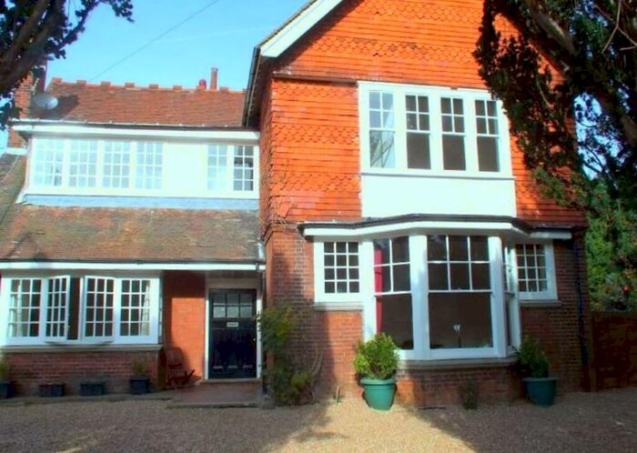 3 Bedroom Flat To Rent In Cuthbert Road, Westgate-on-Sea, CT8