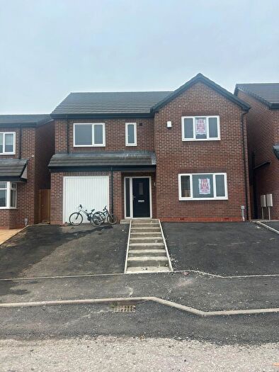 4 Bedroom Detached House For Sale In Meadowbrook Rise, Darwen, Lancashire, BB2
