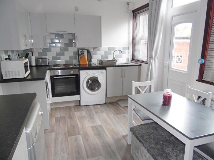 2 Bedroom End Of Terrace House For Sale In West Parade, Wisbech, Cambridgeshire, PE13