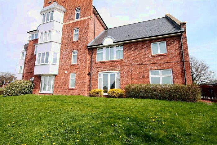 2 Bedroom Flat To Rent In Monument Court, Nevilles Cross, Durham, DH1
