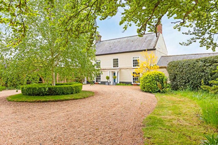 6 Bedroom Detached House For Sale In Exceptional Grade Ii Listed Farmhouse In Stalham, NR12